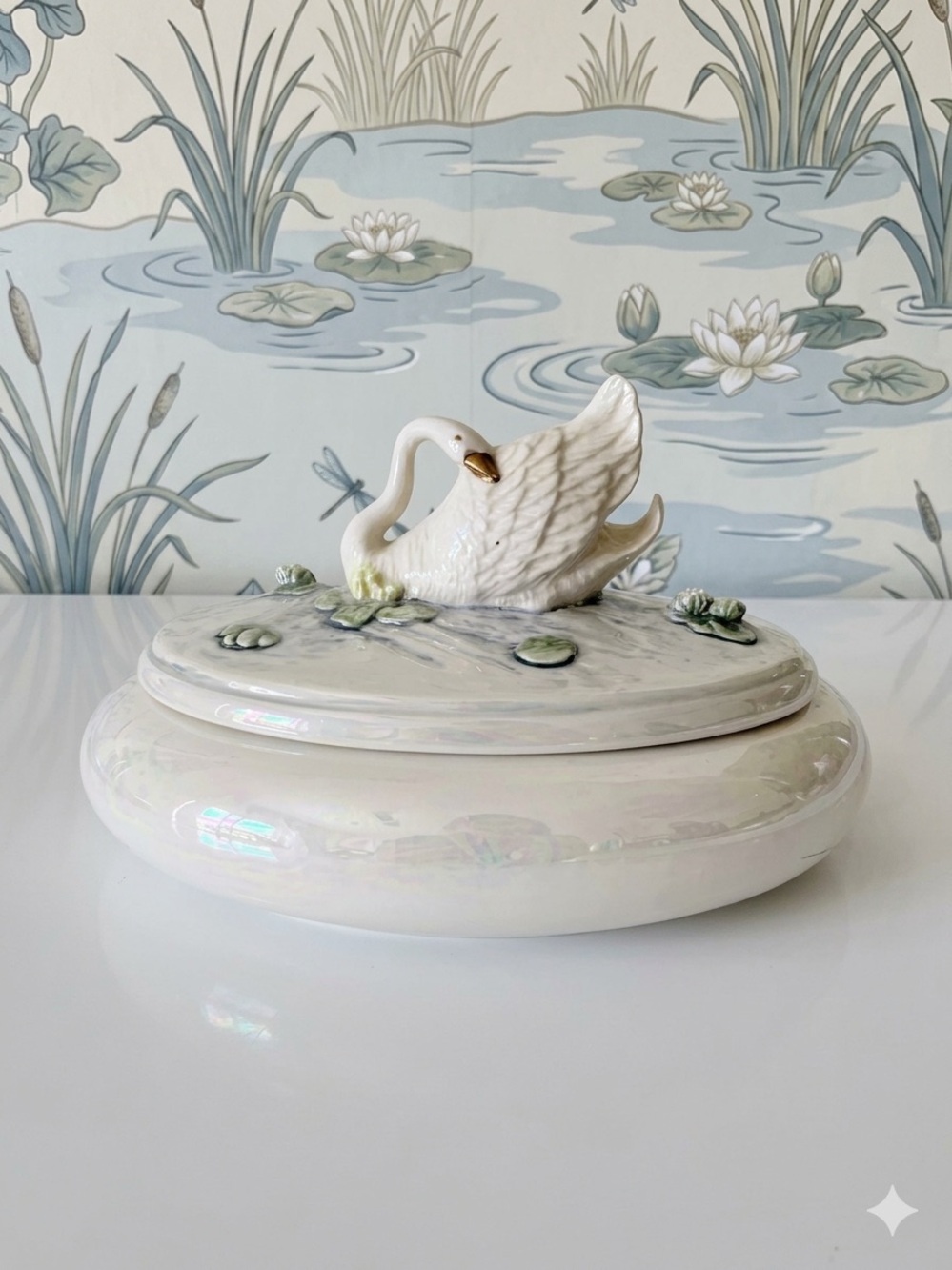 1994 Swan Iridescent Hand Painted Oval Ceramic Trinket Box